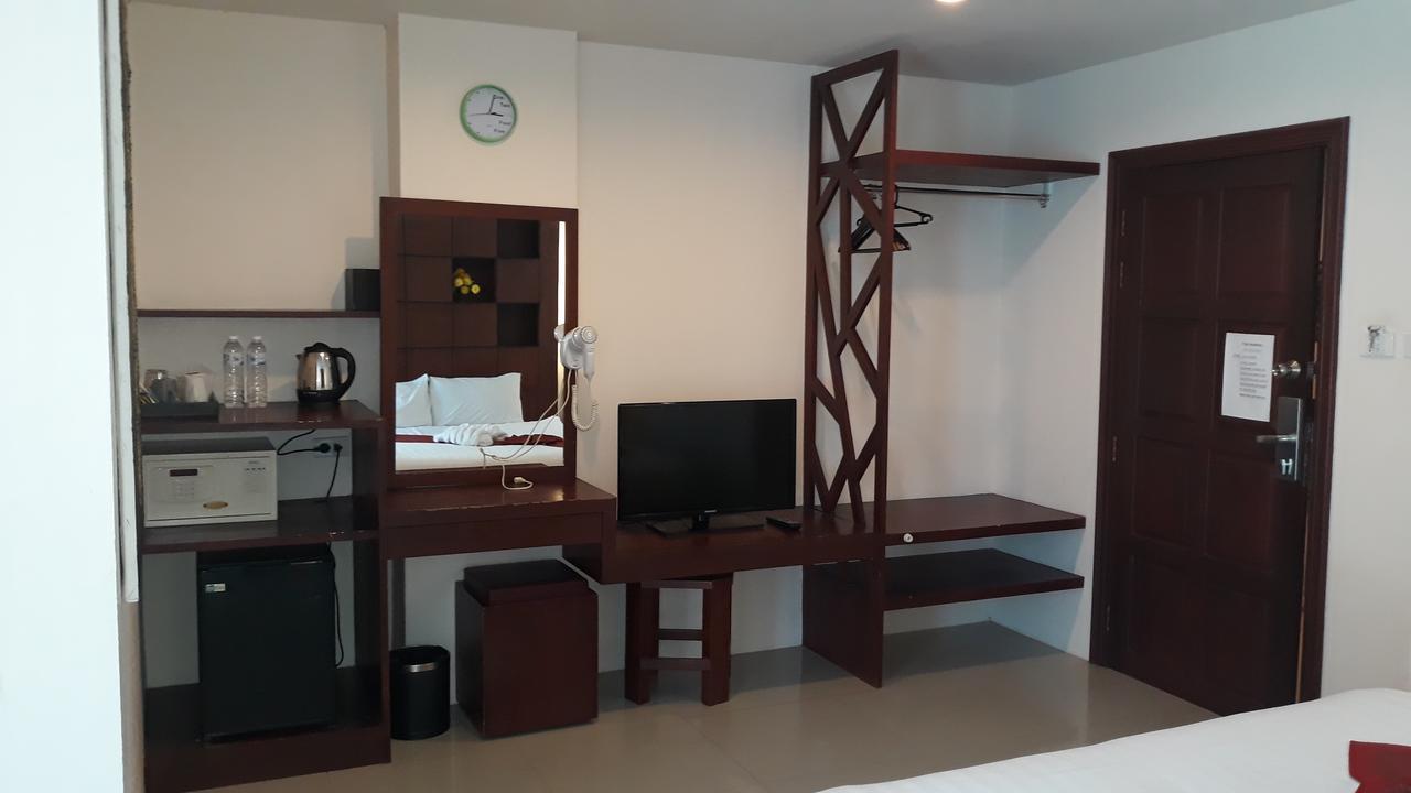 Отель 7 Sky Residency Patong Экстерьер фото