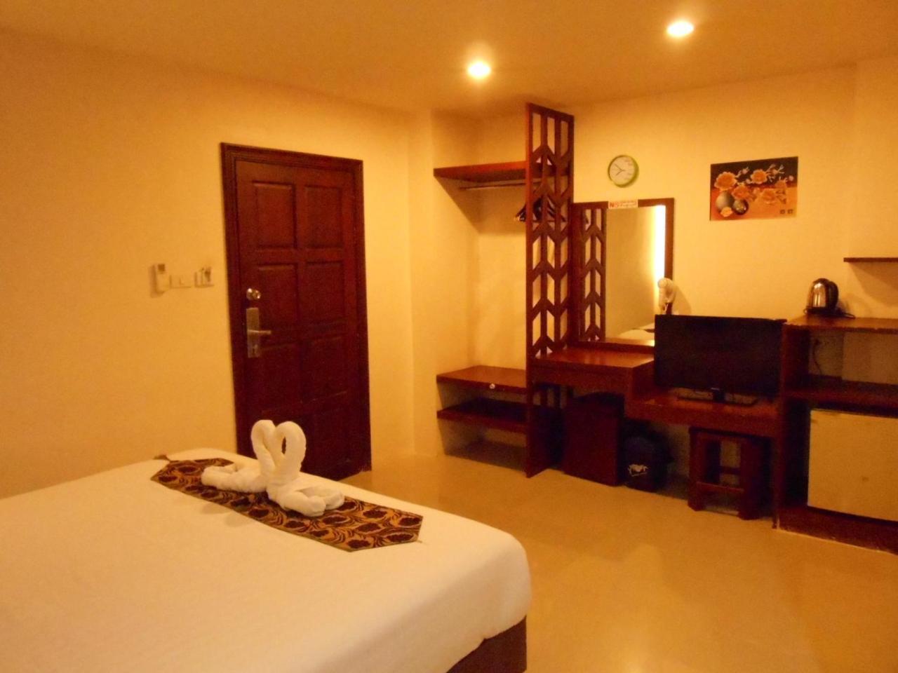 Отель 7 Sky Residency Patong Экстерьер фото